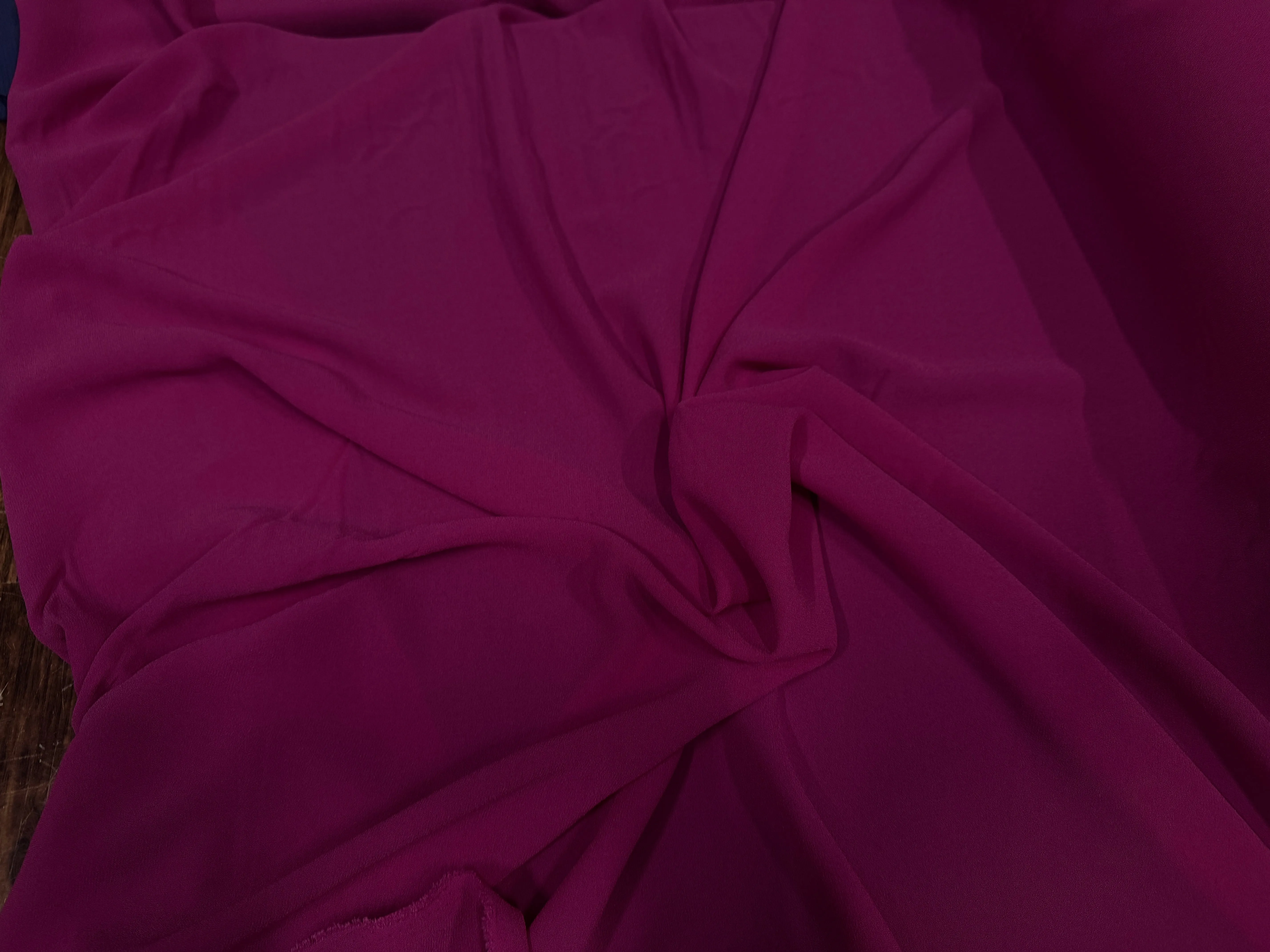 CREPE POLYESTER VIOLET ROSE
