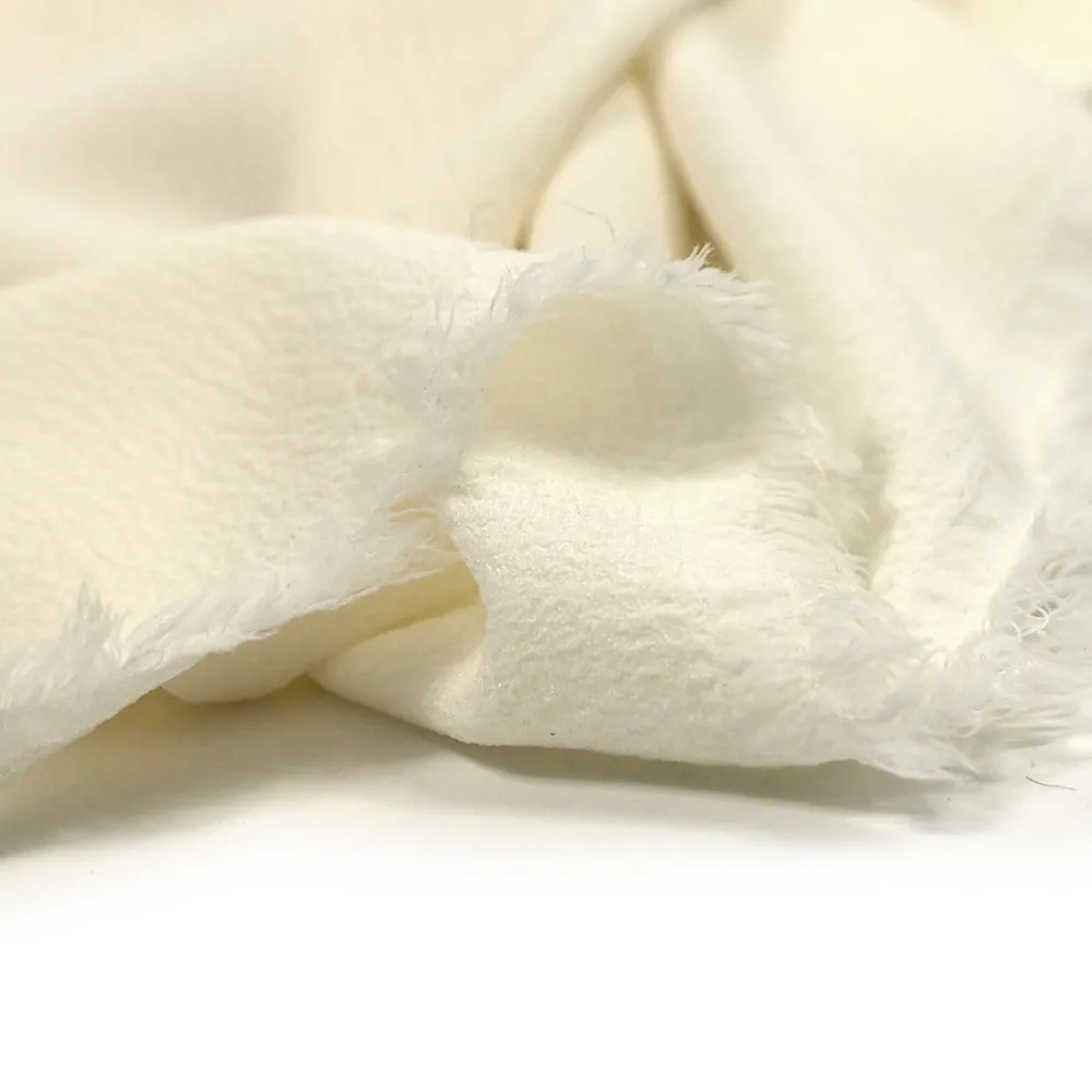 Crêpe de polyester blanc cassé