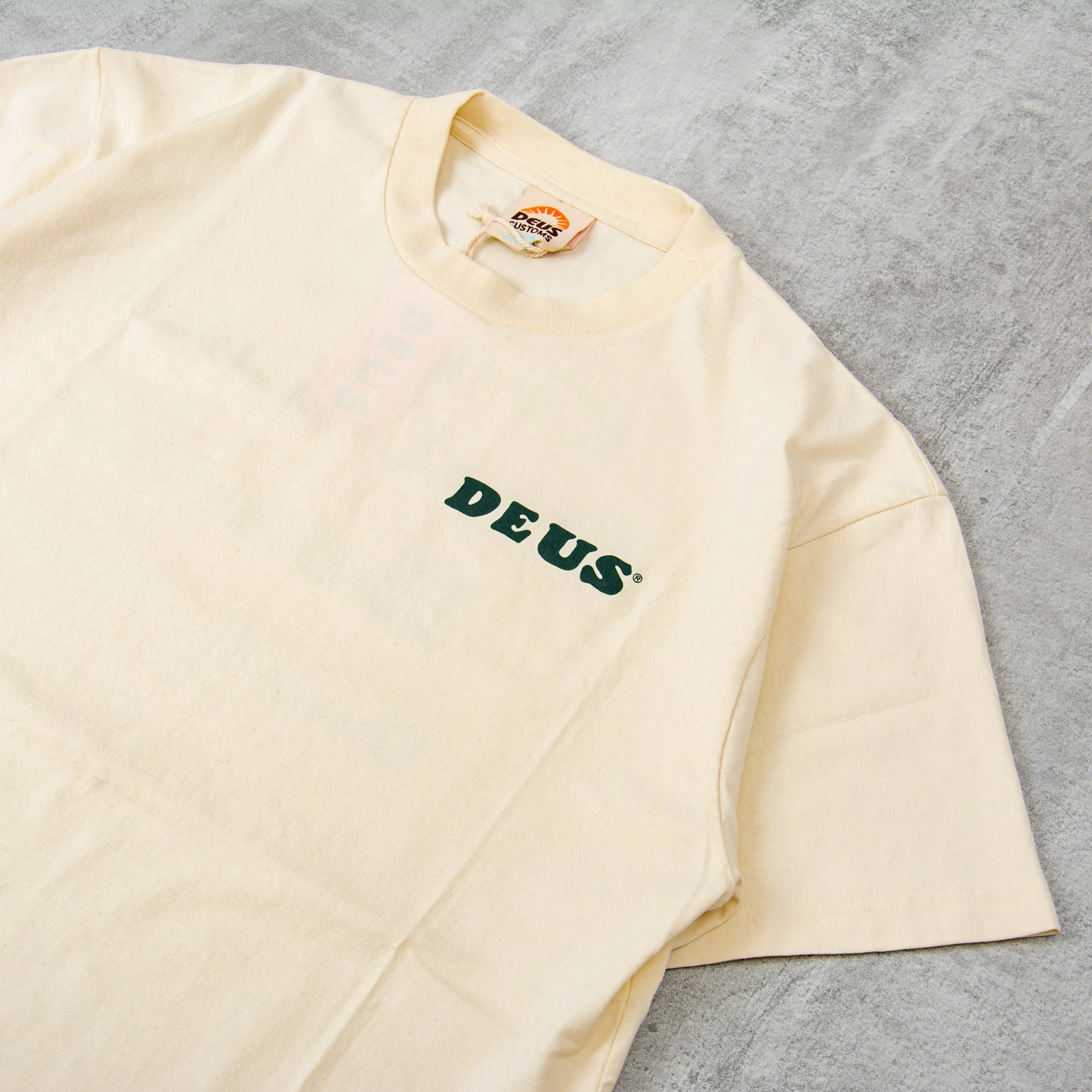 Deus ex Machina Real Good Tee - Dirty White