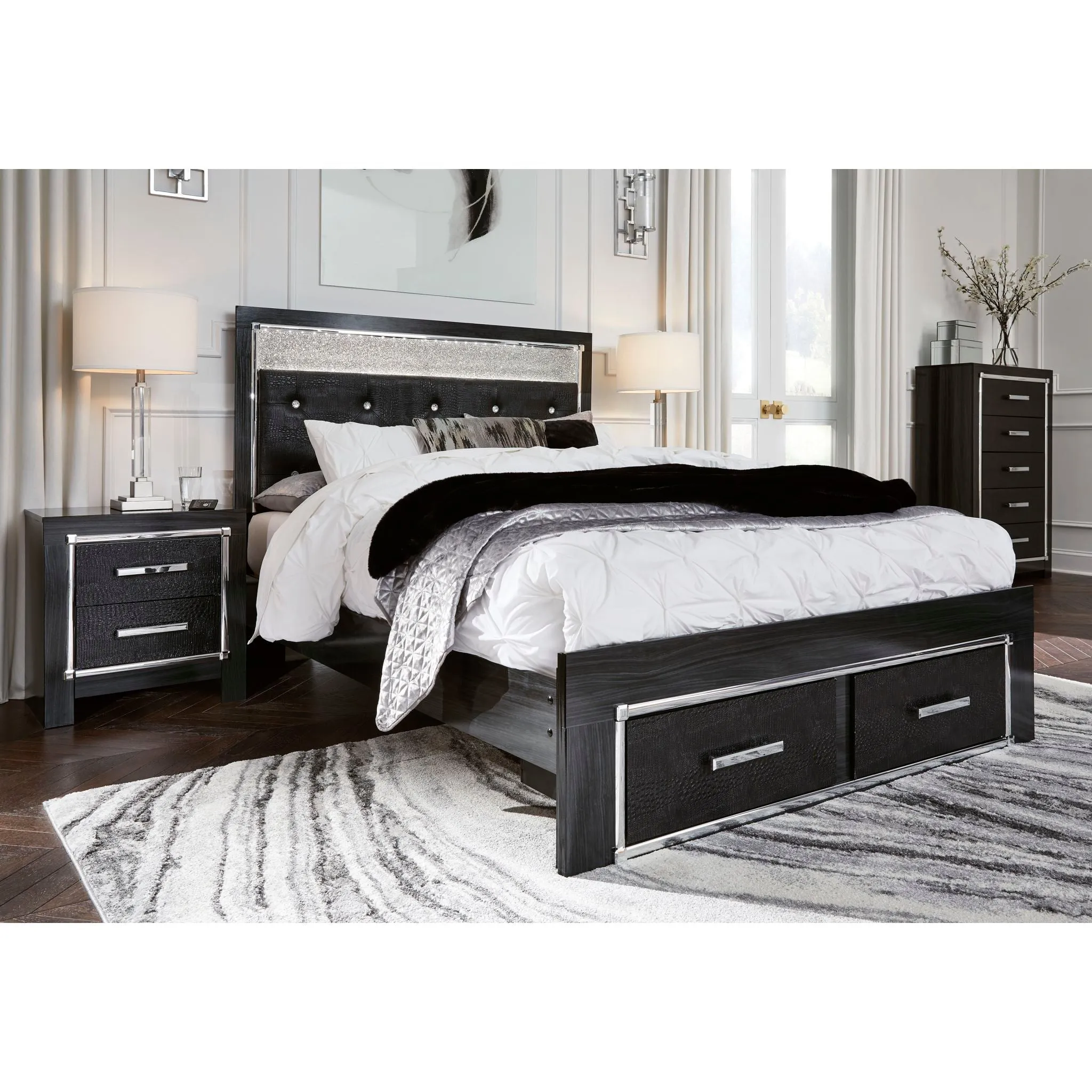Kaydell Queen Upholstered Bed