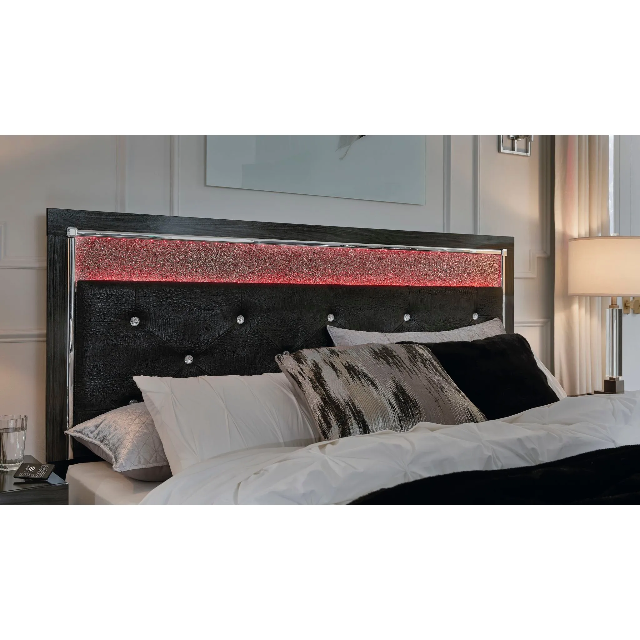 Kaydell Queen Upholstered Bed