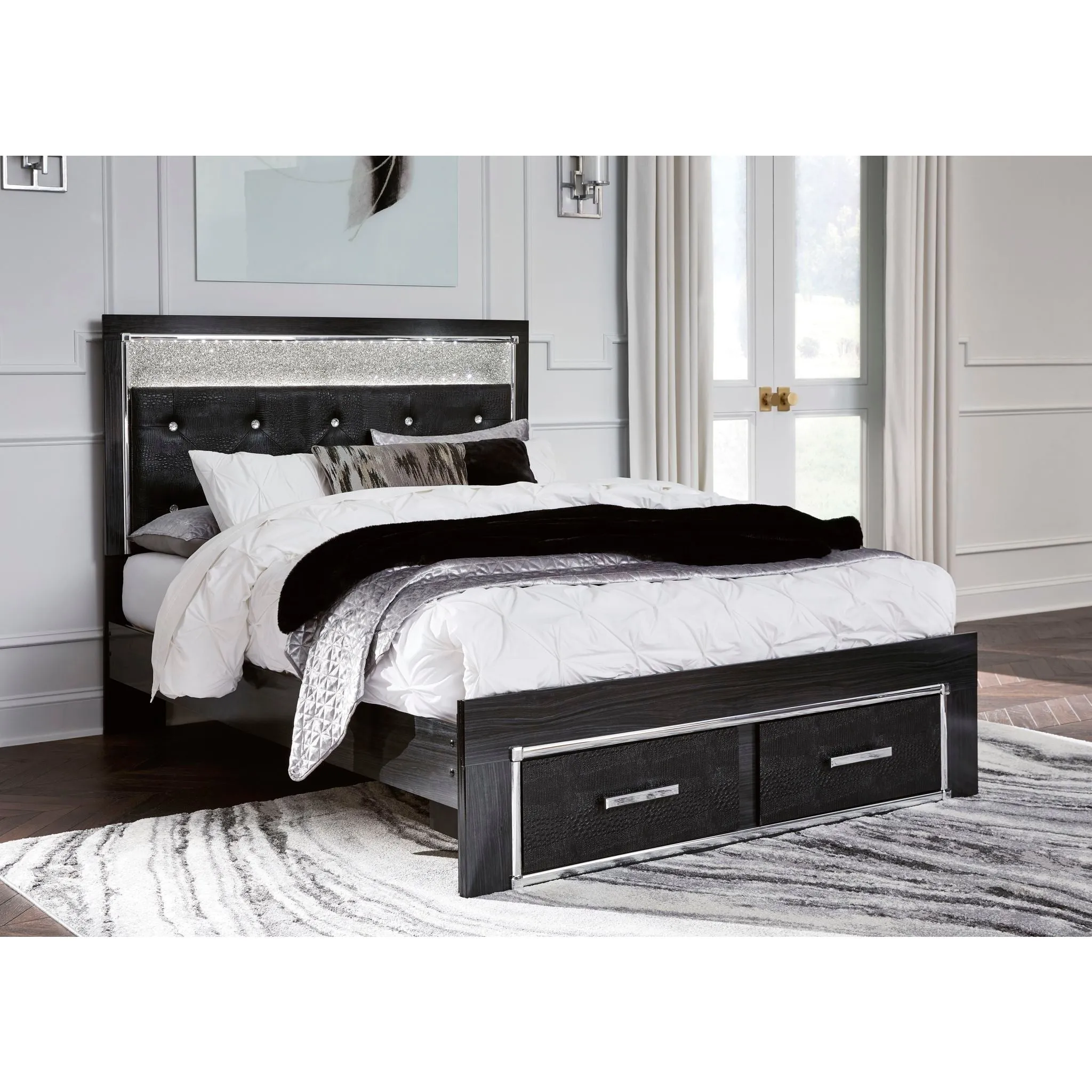 Kaydell Queen Upholstered Bed