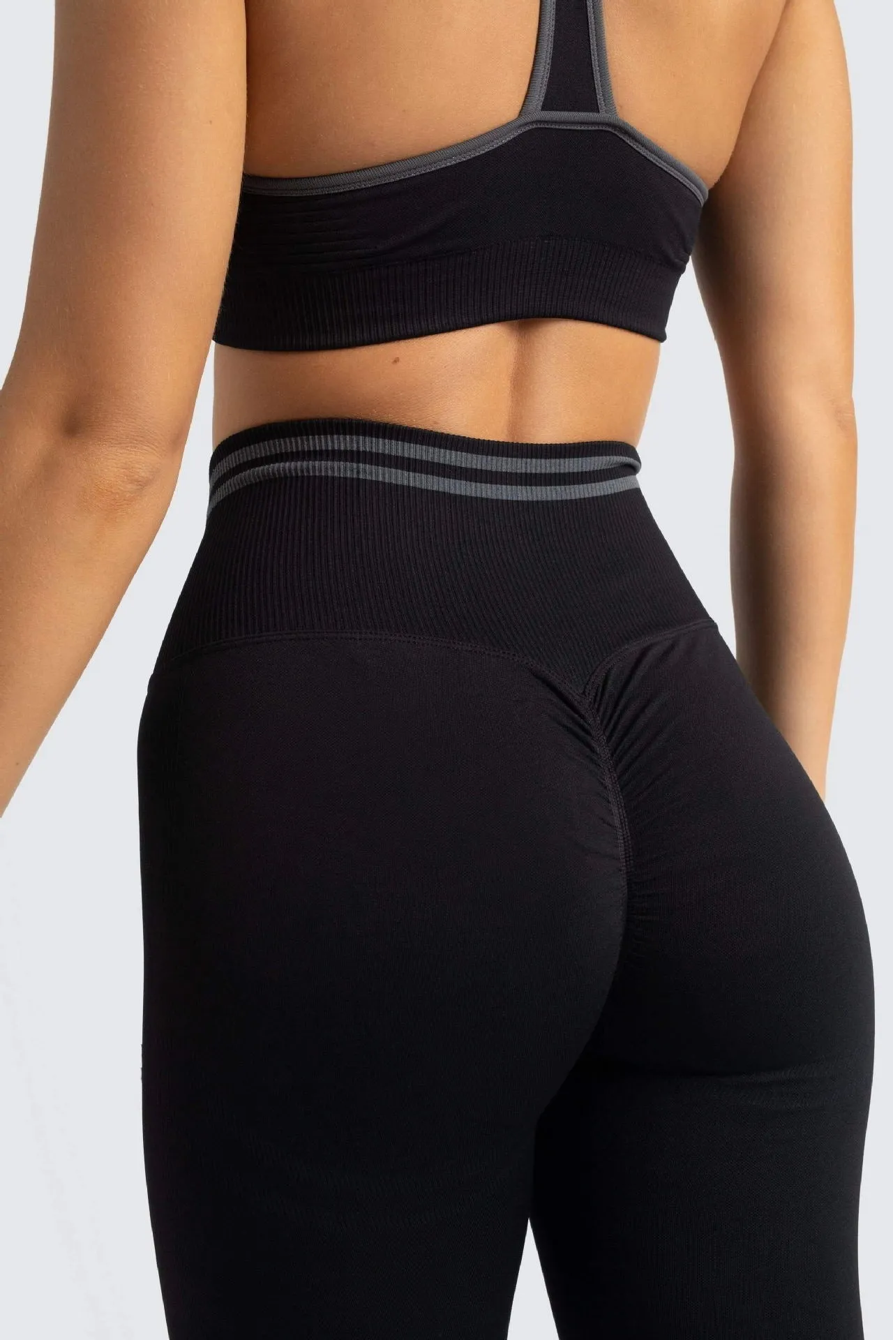Wholesale High-waist Sports Bra & Pants Suit
